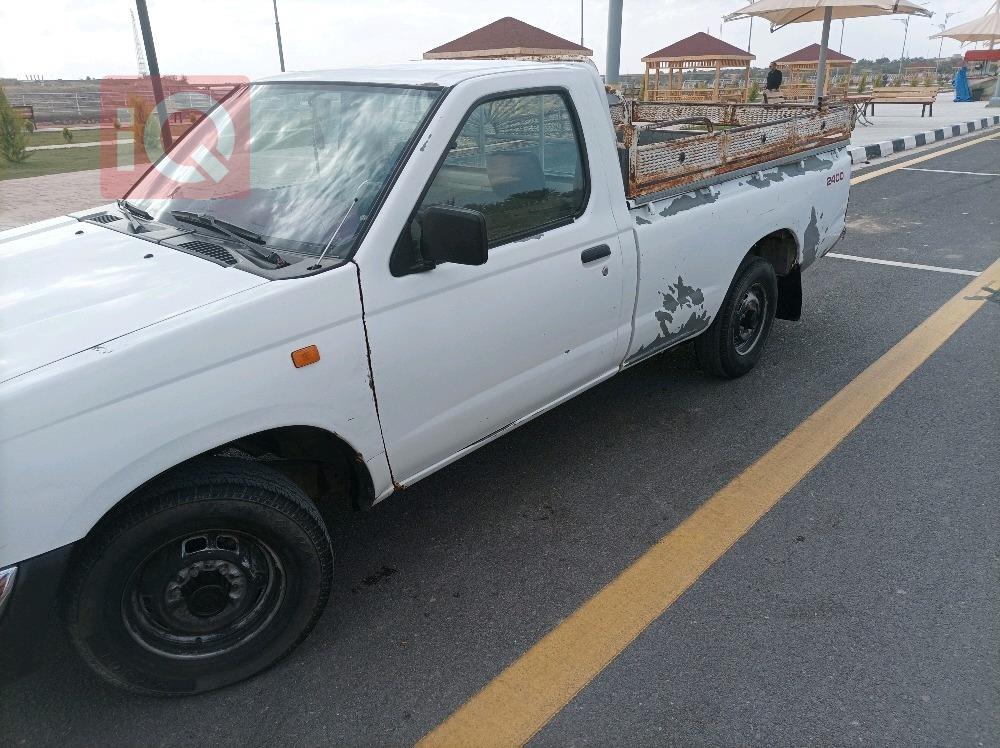 Nissan Pickup